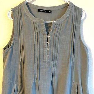 Like New Doe&Rae Women's Cotton Sleeveless 6 Button Placket Poly Lining Dress. M